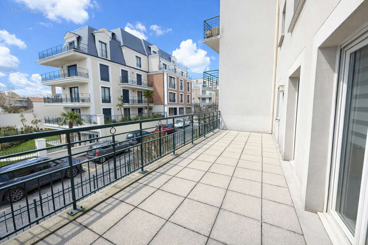 Appartement à NEUILLY-PLAISANCE