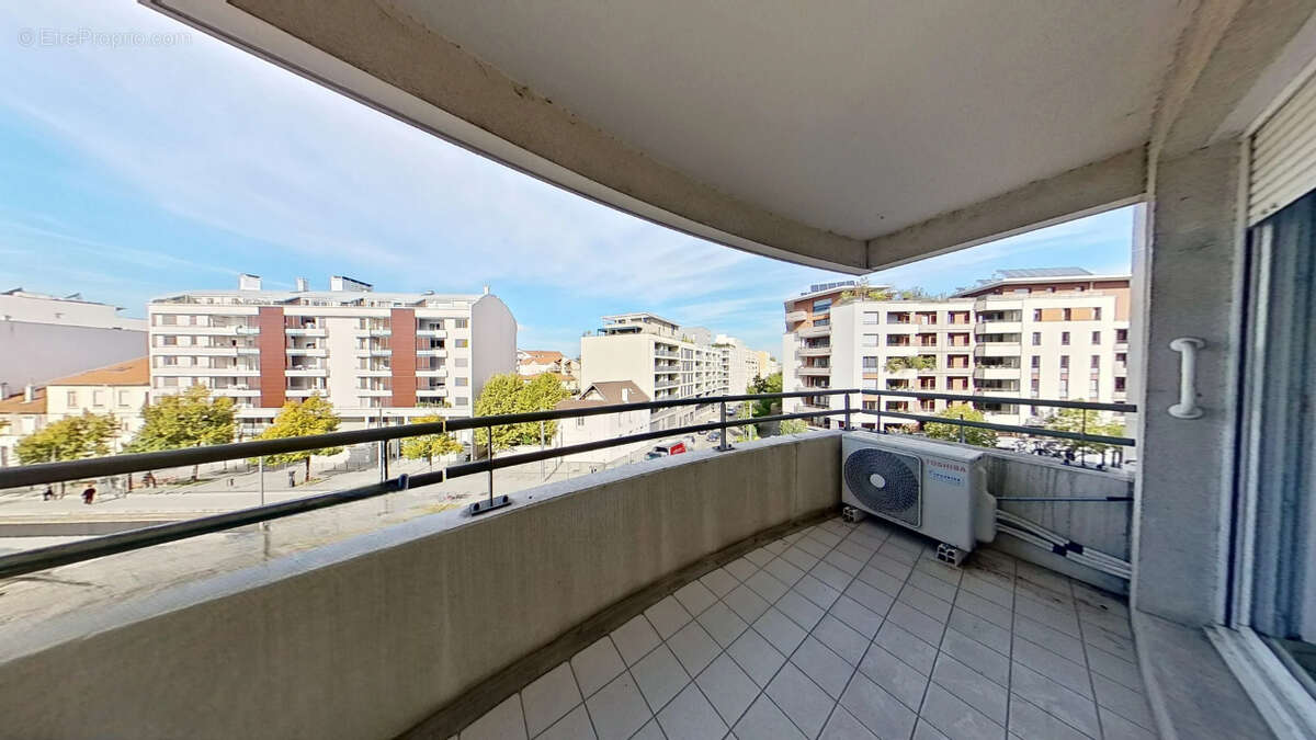 Appartement à VILLEURBANNE