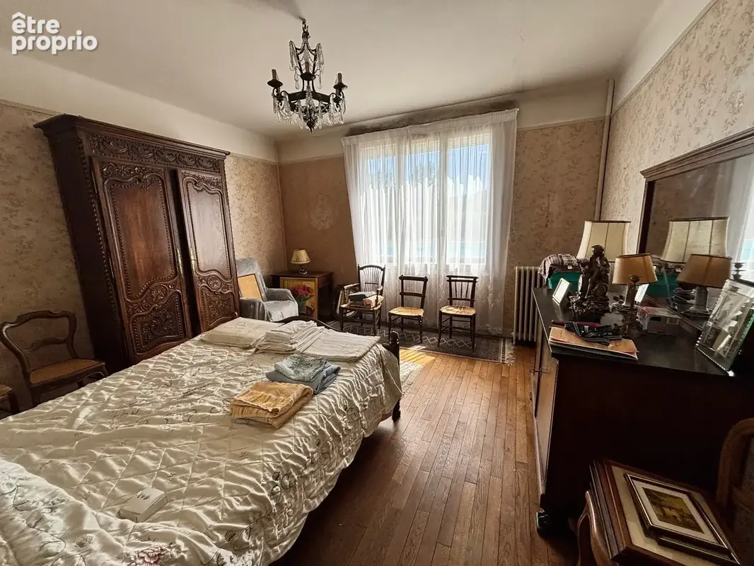 Grande propriété avec deux habitations, piscine et dépendances - photo 11