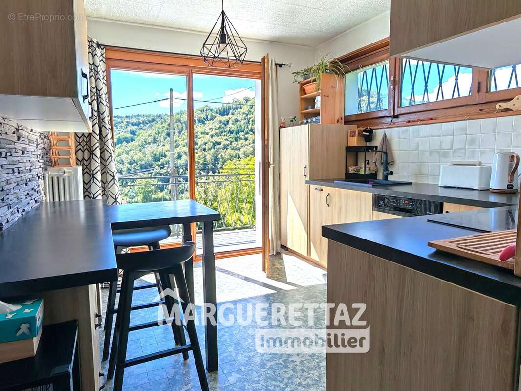 Appartement à VIUZ-EN-SALLAZ