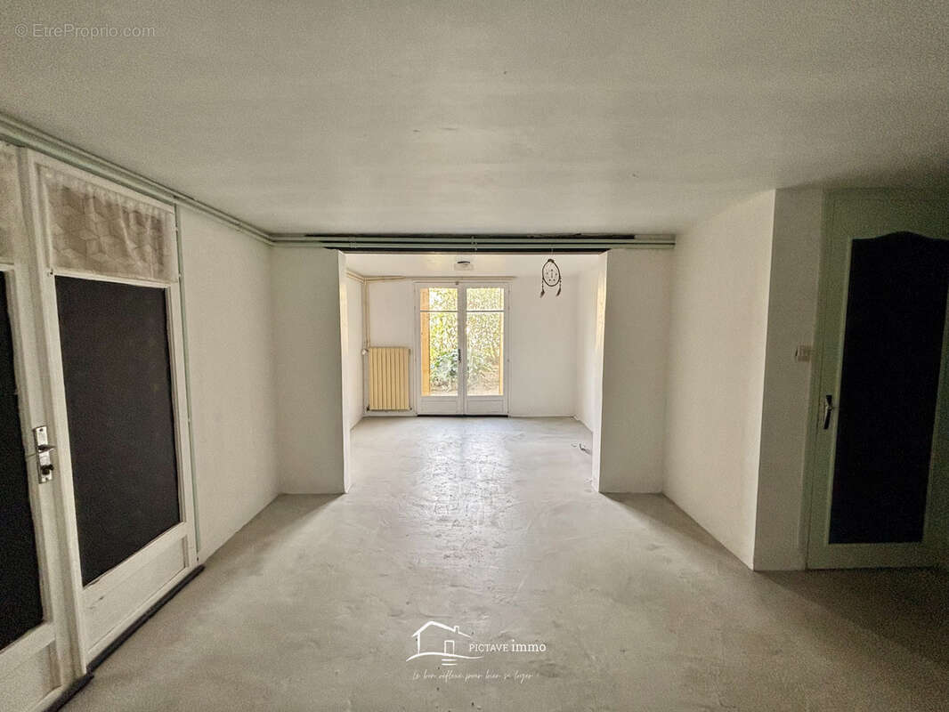 Maison à rénover comprenant 3 chambres - photo 8