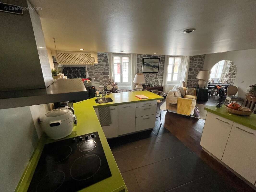 Appartement à URRUGNE