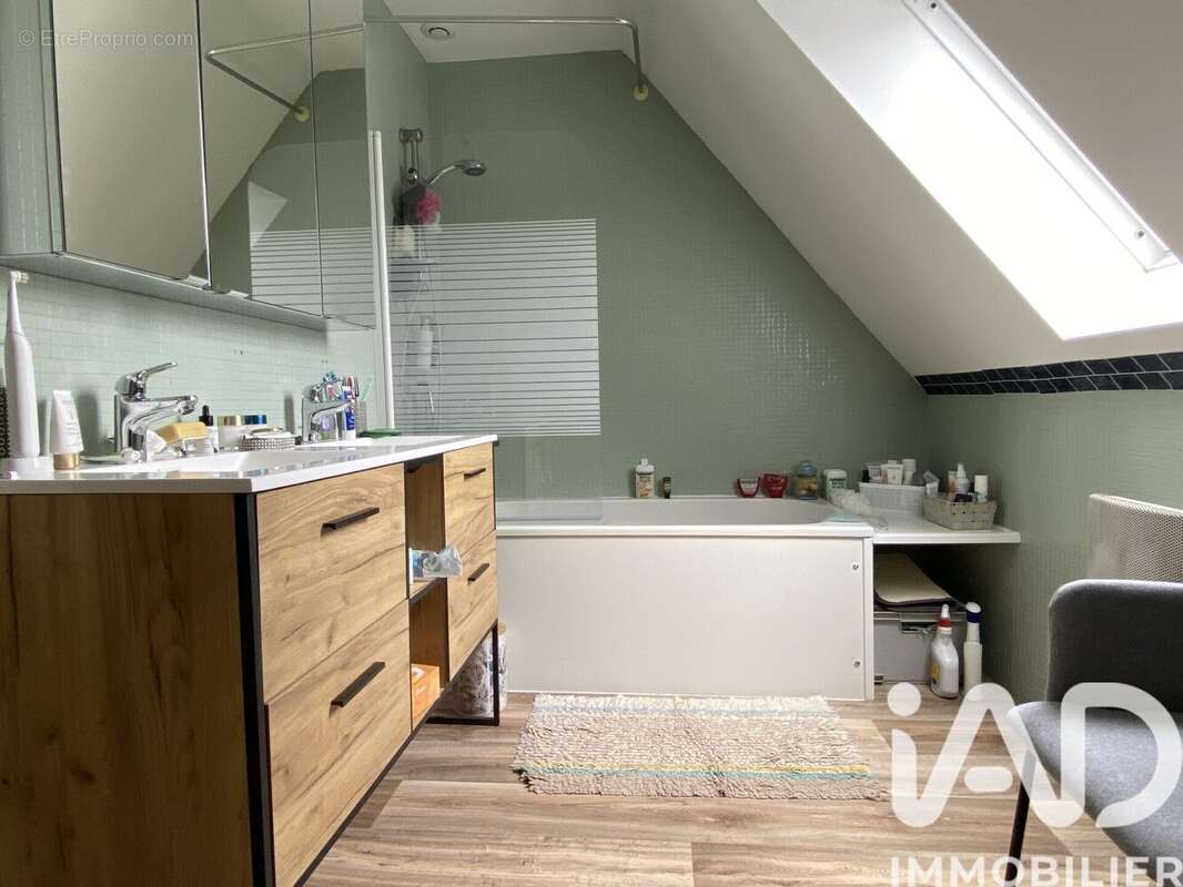 Photo 8 - Maison à SAILLY-LEZ-LANNOY