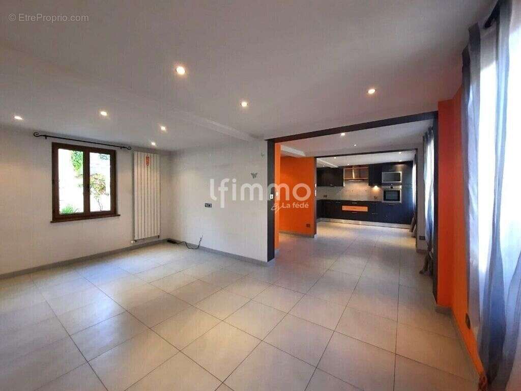 Chaleureuse maison 6p. de 117 m² env. (138 m² env. au sol) - photo 2