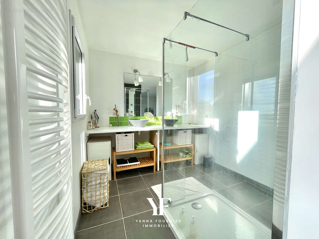 Maison contemporaine - 5 chambres - Vue sur la rivière de Rosnoën, - photo 18