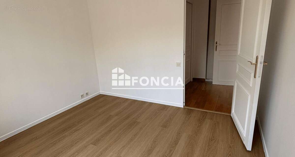 Appartement à SAINT-GRATIEN