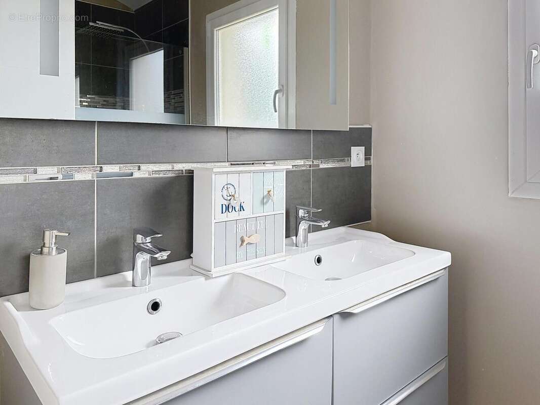 Photo 8 - Maison à SAINT-CLAR-DE-RIVIERE