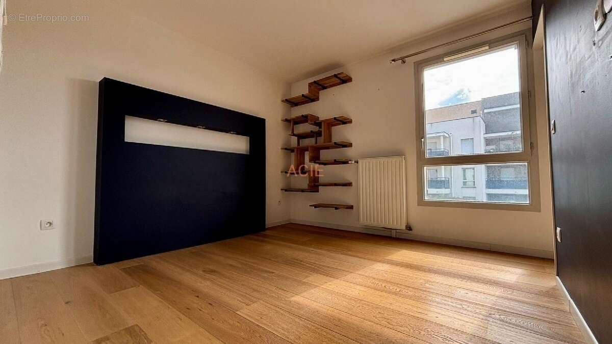 Appartement à LOUVRES