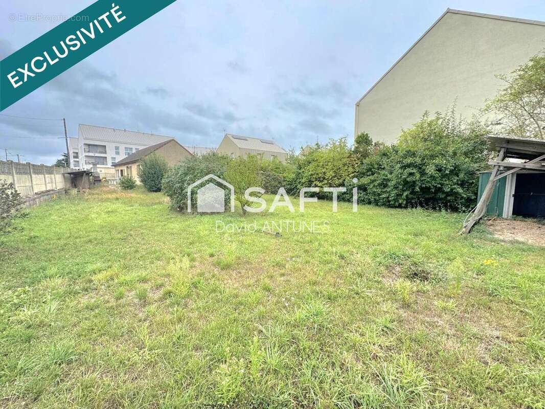 Photo 2 - Terrain à BONNIERES-SUR-SEINE