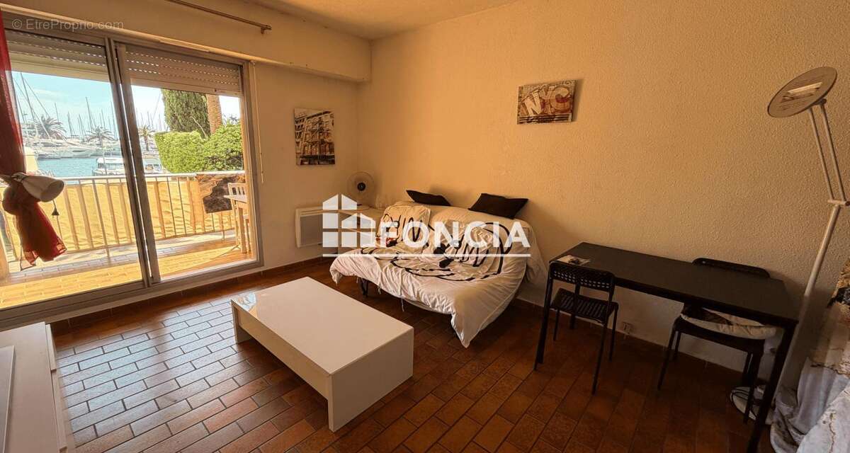 Appartement à HYERES