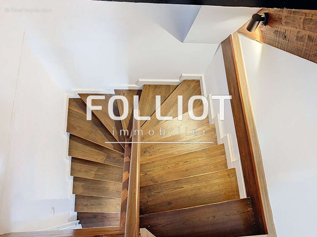 Maison à SAINTE-MARIE-DU-MONT