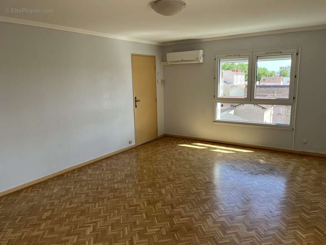 Appartement à LYON-3E