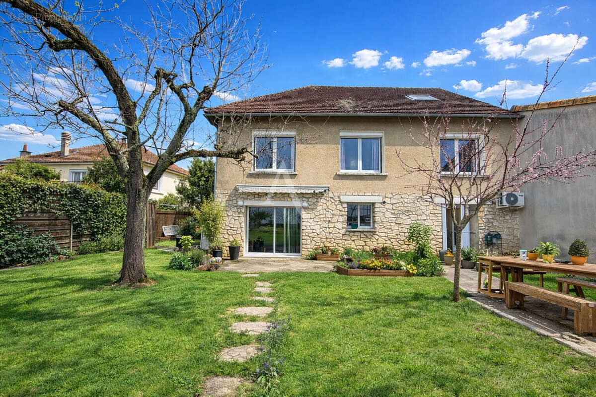 Maison à SAINT-BENOIT