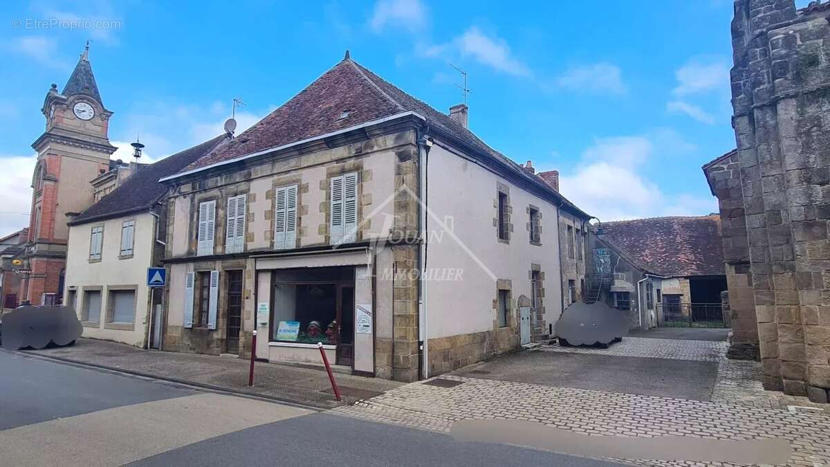 Maison à YGRANDE