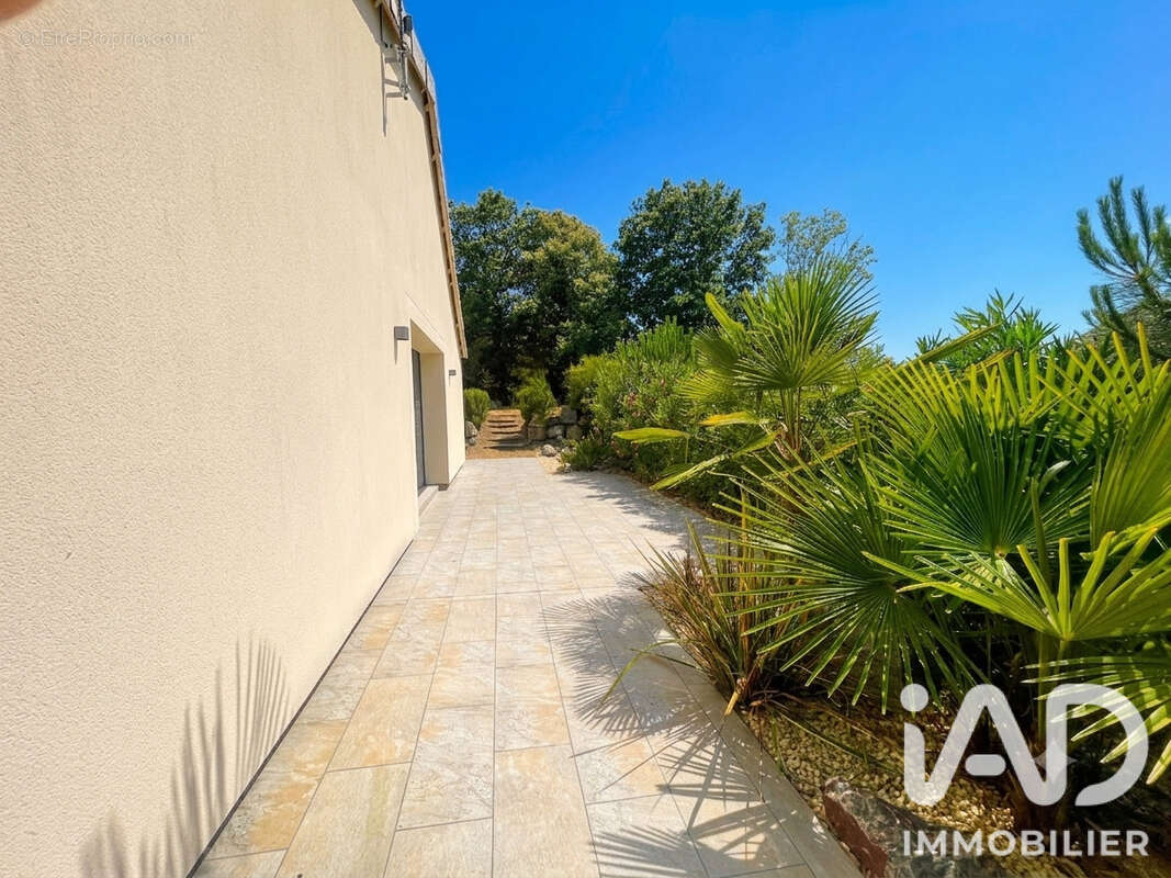 Maison 180 m² à Montlucon  - photo 3