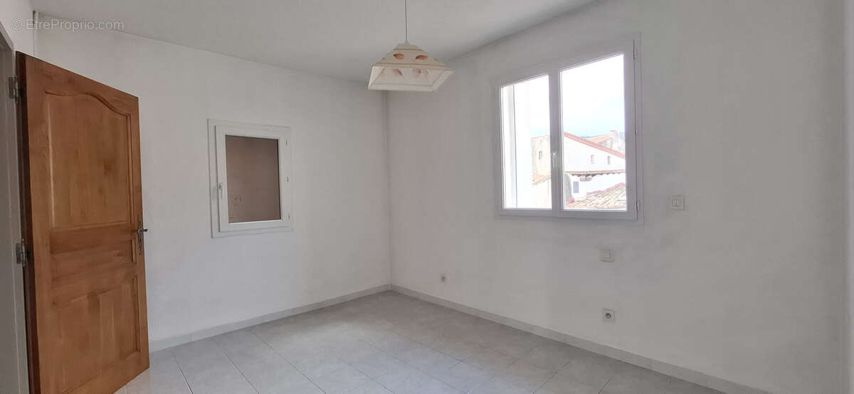 Appartement à GANGES