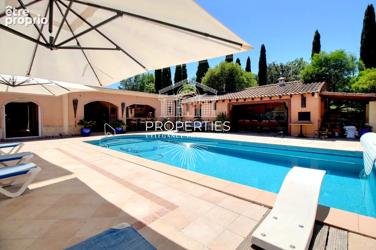Bormes - pas de la griotte - propriete 319m² -  terrain 4000m² - piscine - poolhouse - photo 3