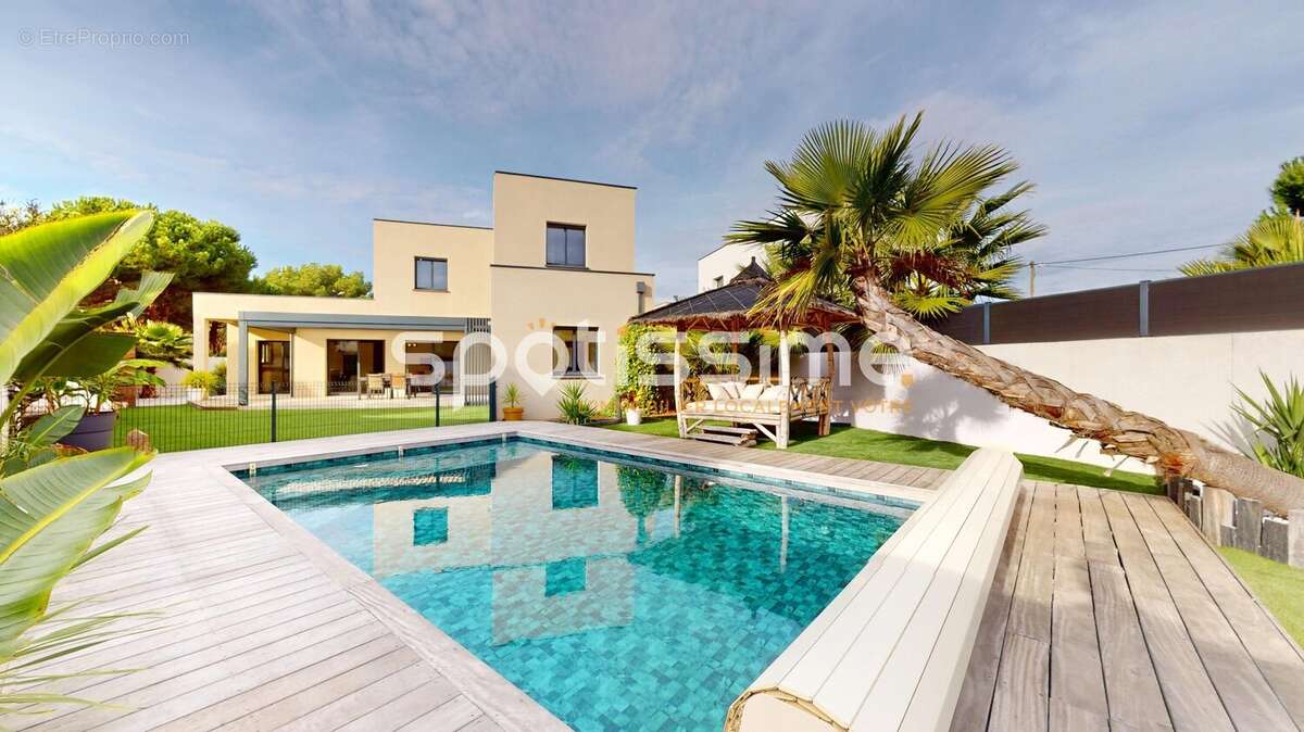 Maison à AGDE