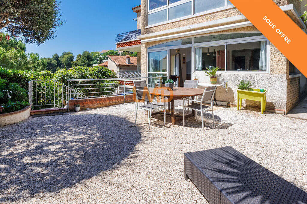 Appartement à MARSEILLE-8E