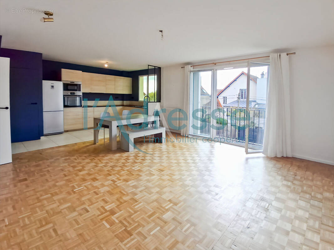 Appartement à RUEIL-MALMAISON