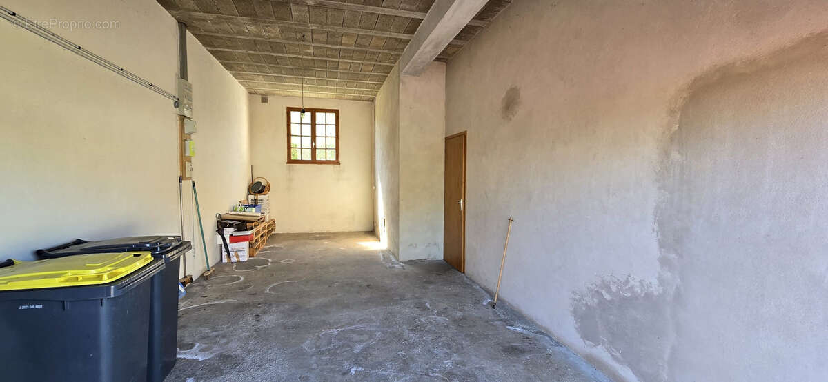 Maison à OUROUX-SUR-SAONE