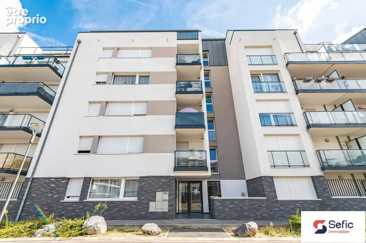   - Appartement à REIMS