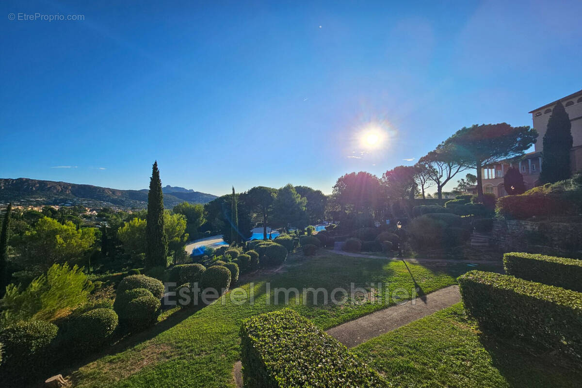 Appartement 23 m² à Saint-Raphael  - photo 2
