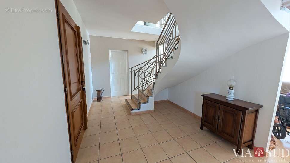 Maison à MONTADY