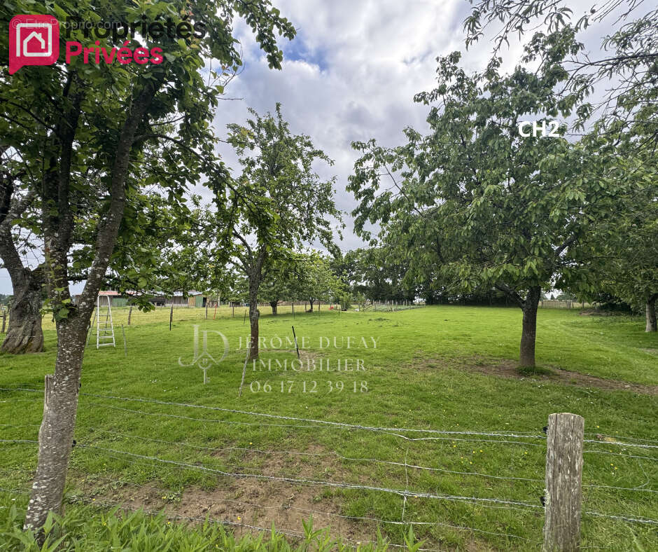 Longère en pierre rénovée avec piscine à vendre à Ernée (53500) ? 193 m², 5 chambres, terrain de 3 866 m² ? Mayenne (53) - photo 3