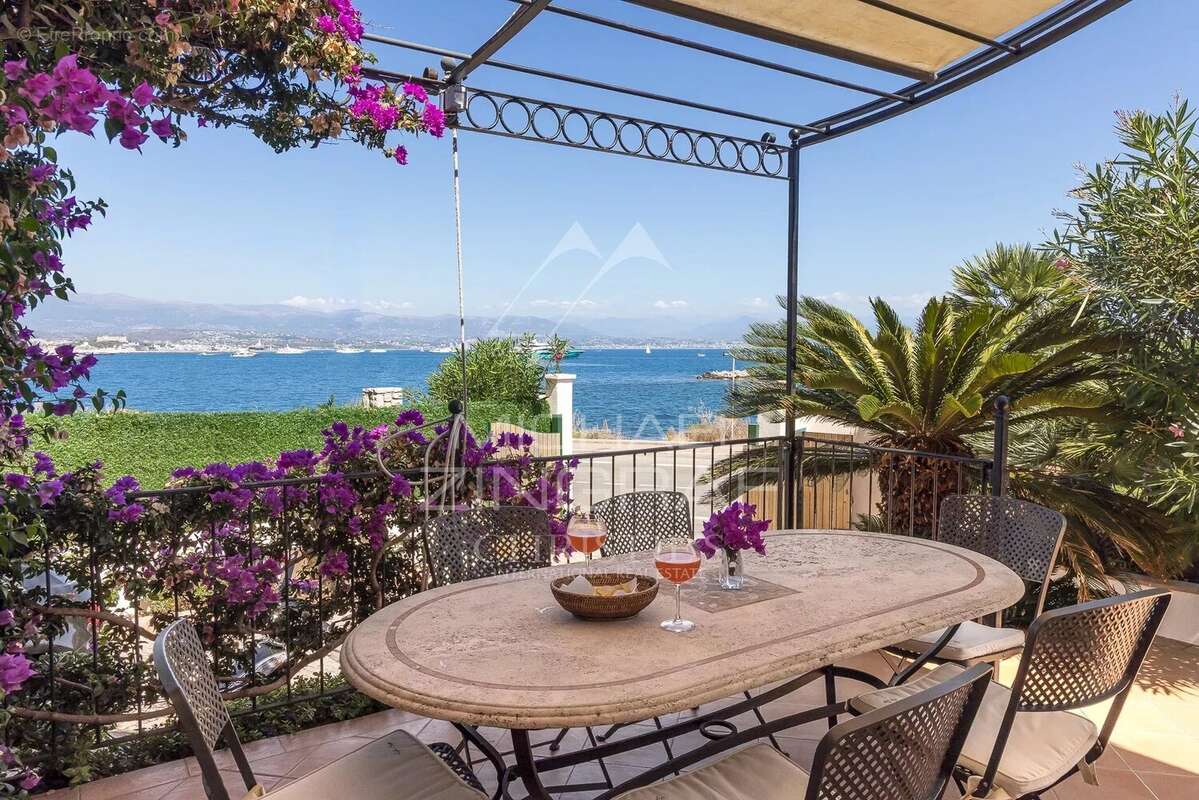 Maison à ANTIBES