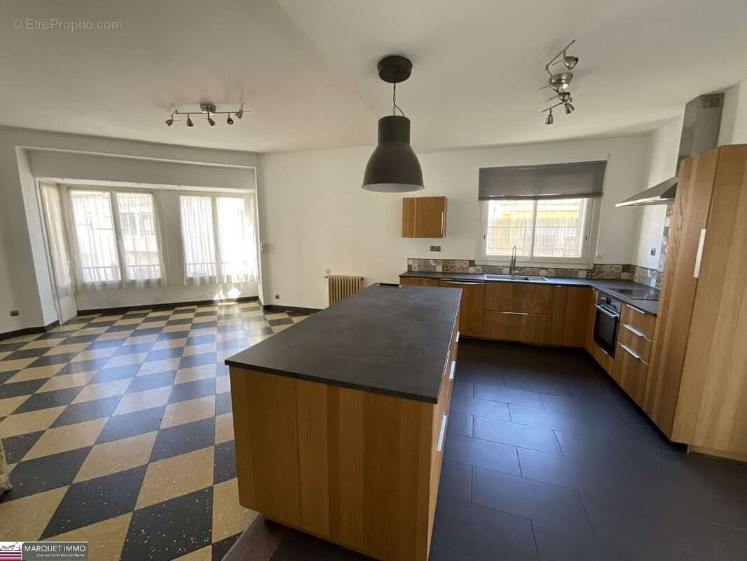 Appartement à BEZIERS