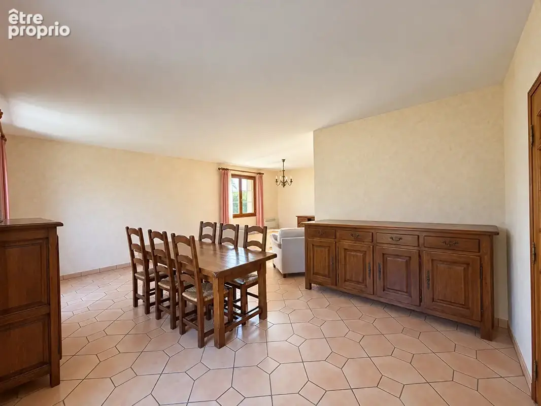 Maison Domerat 7 pièce(s) 182.07 m2 - photo 3