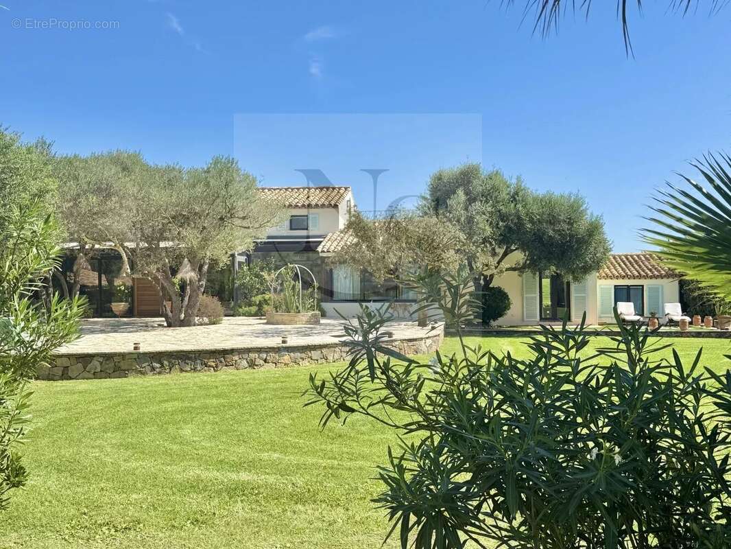 Maison à RAMATUELLE