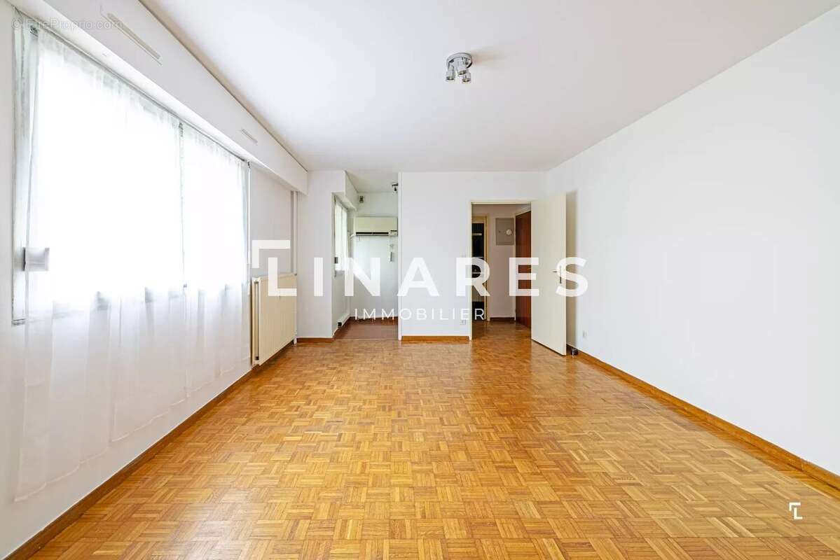 Appartement à MARSEILLE-10E