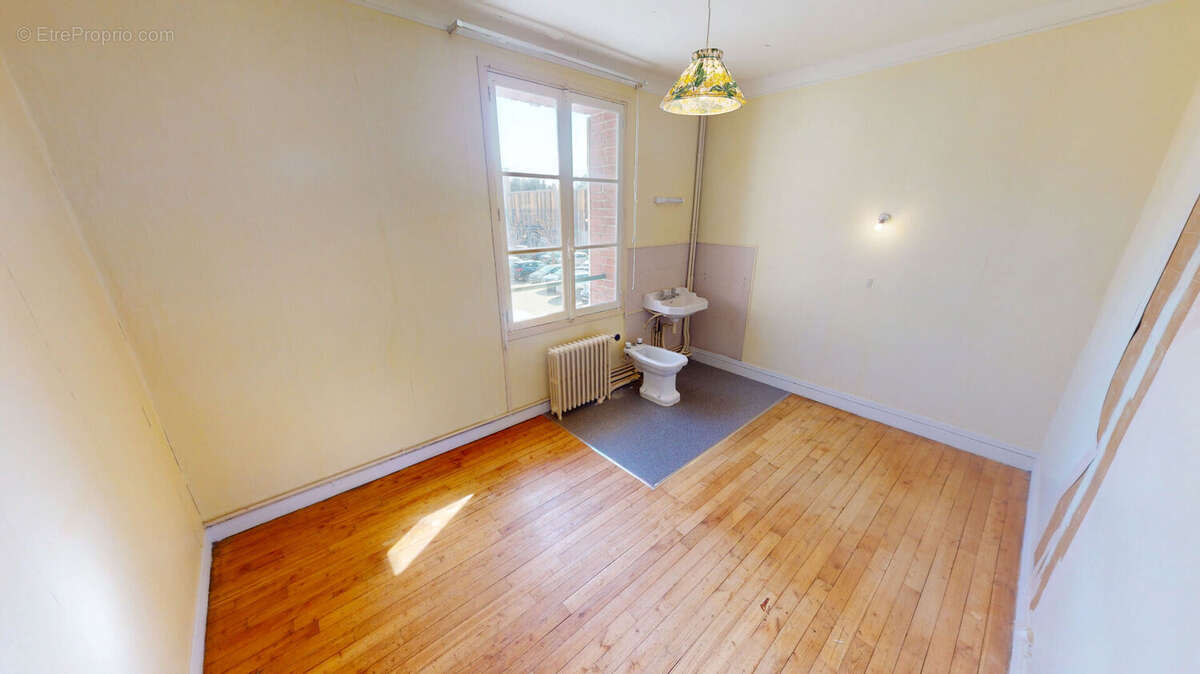 Appartement à THURY-HARCOURT