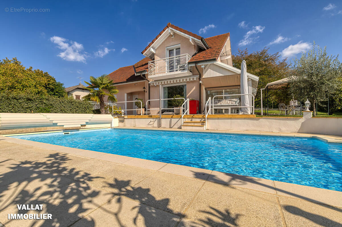 Maison à SAINT-MARTIN-BELLEVUE