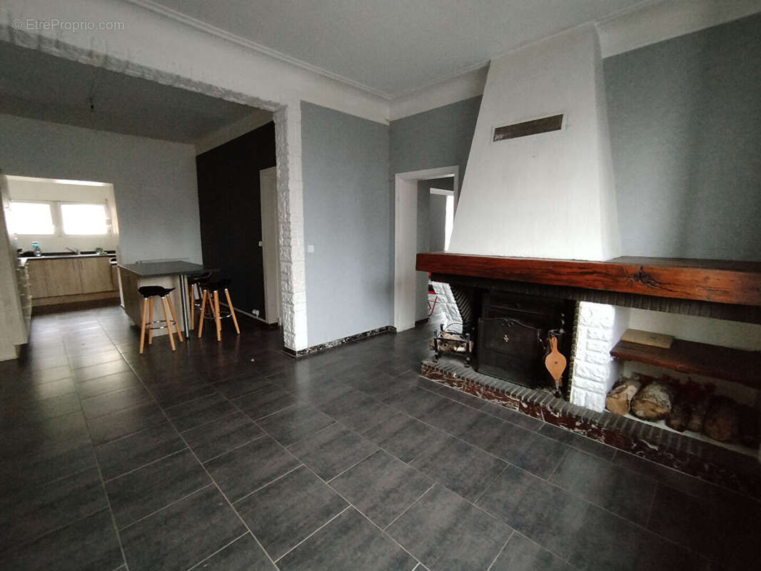 Maison à SERAUCOURT-LE-GRAND