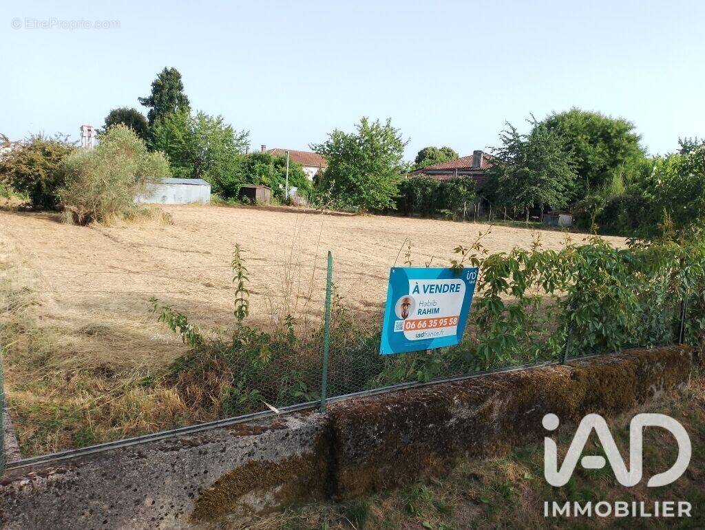 Photo 1 - Terrain à VILLENEUVE-SUR-LOT