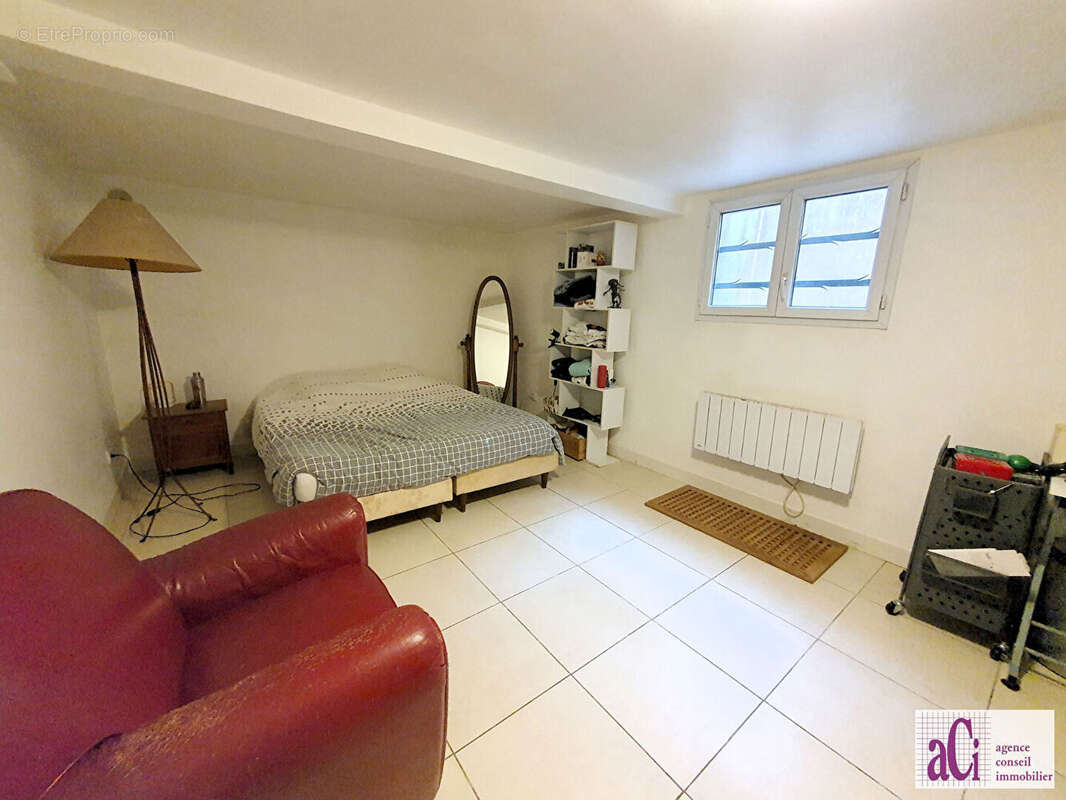 Maison à L'HAY-LES-ROSES