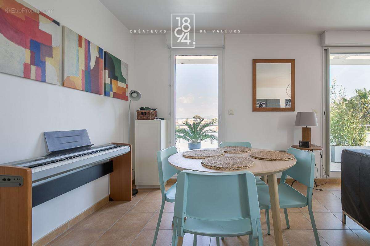 Appartement à MARSEILLE-9E