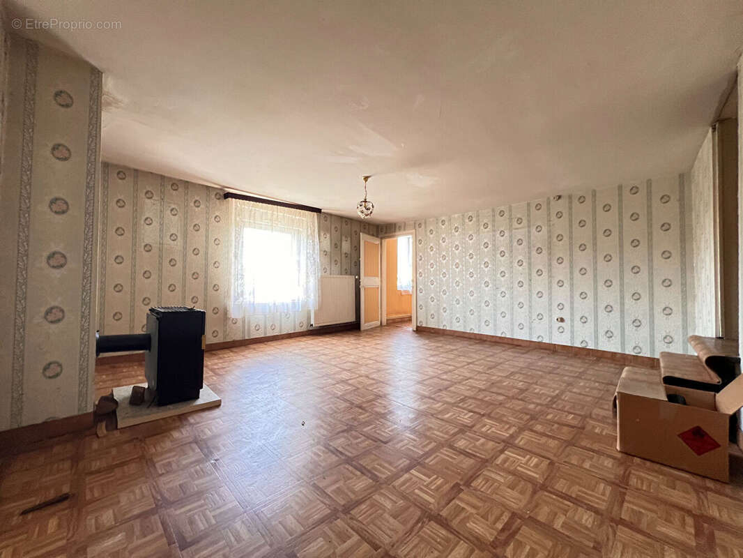 Maison à EINVILLE-AU-JARD