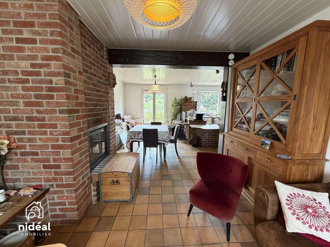 Maison 93 m² à Leval  - photo 5