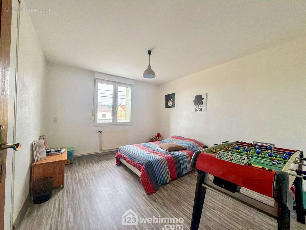 chambre 1 - Maison à VERDUN