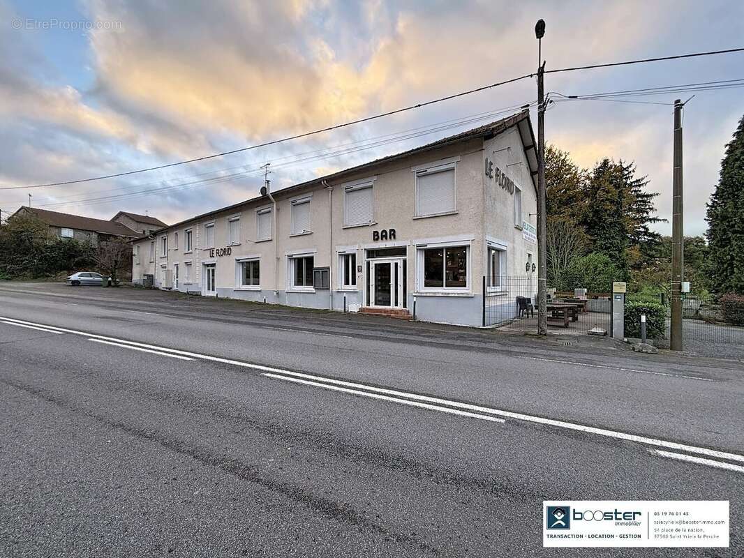 Commerce à COMPREIGNAC