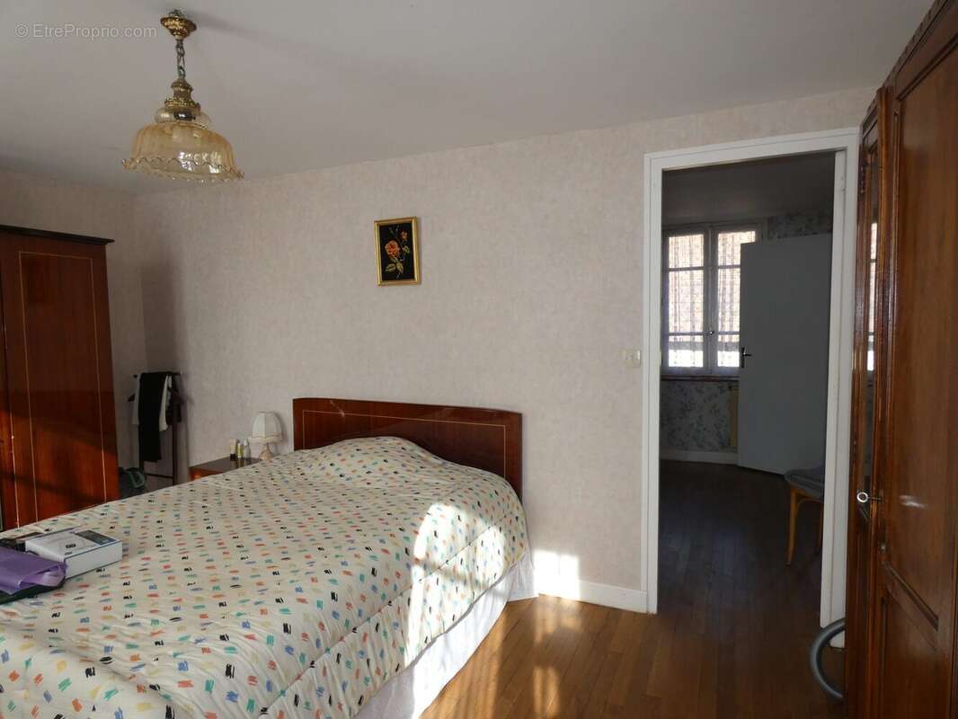 Maison 103 m² à Gouzon  - photo 8
