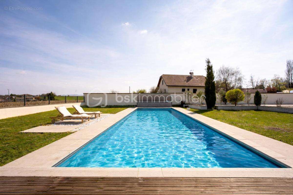 Maison à BOURGOIN-JALLIEU