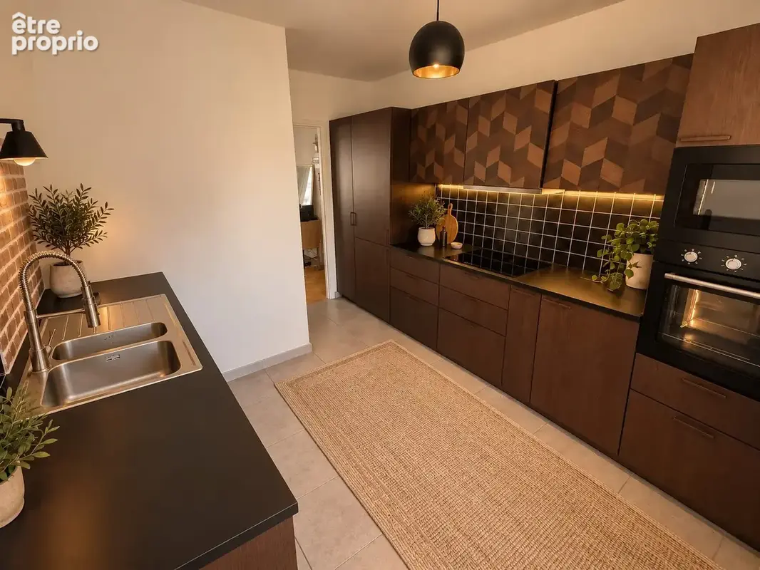 Appartement 4 pièces 79 m² à vendre à Reims (51100) - photo 3