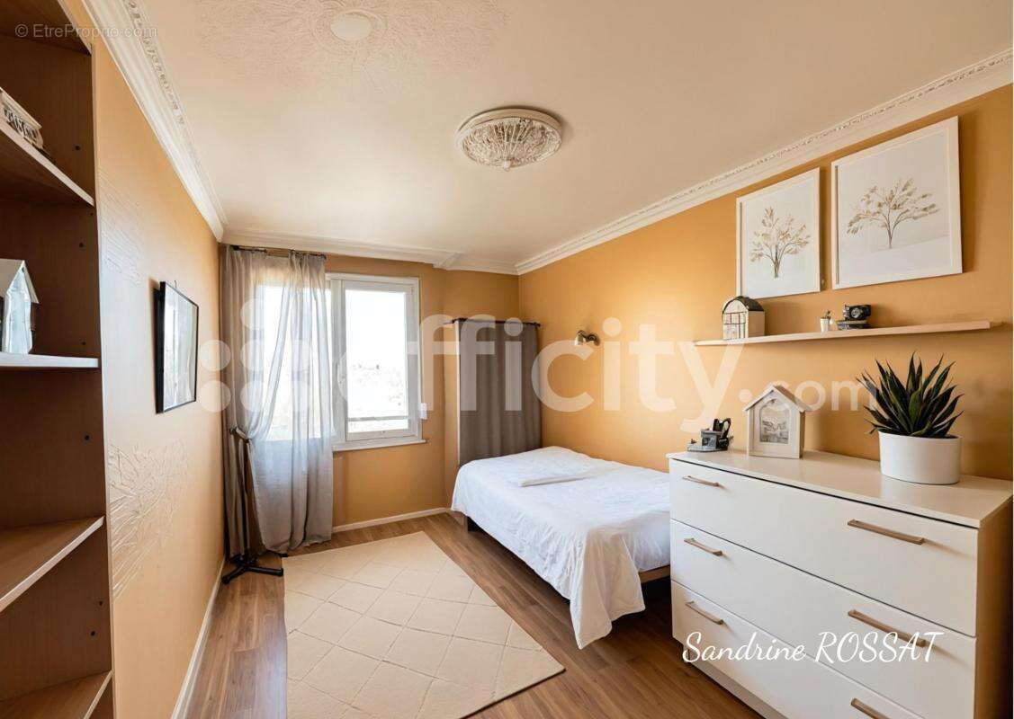 Appartement à LYON-5E