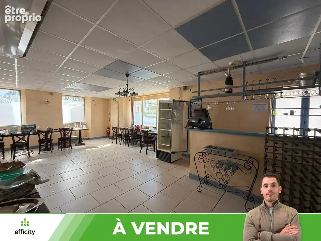 Appartement 12 pièces 183 m² à vendre à Usson-Du-Poitou (86350) - photo 4