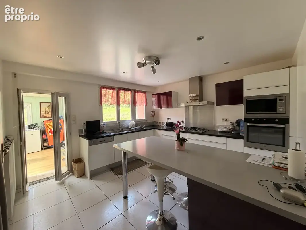 Propriété avec fort potentiel pour un investisseur - photo 2